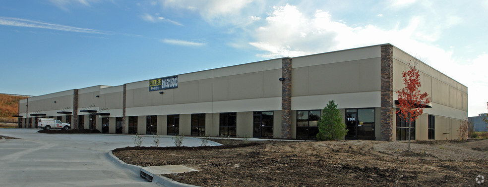 Primary Photo Of 1350-1368 S Enterprise St, Olathe Warehouse For Lease