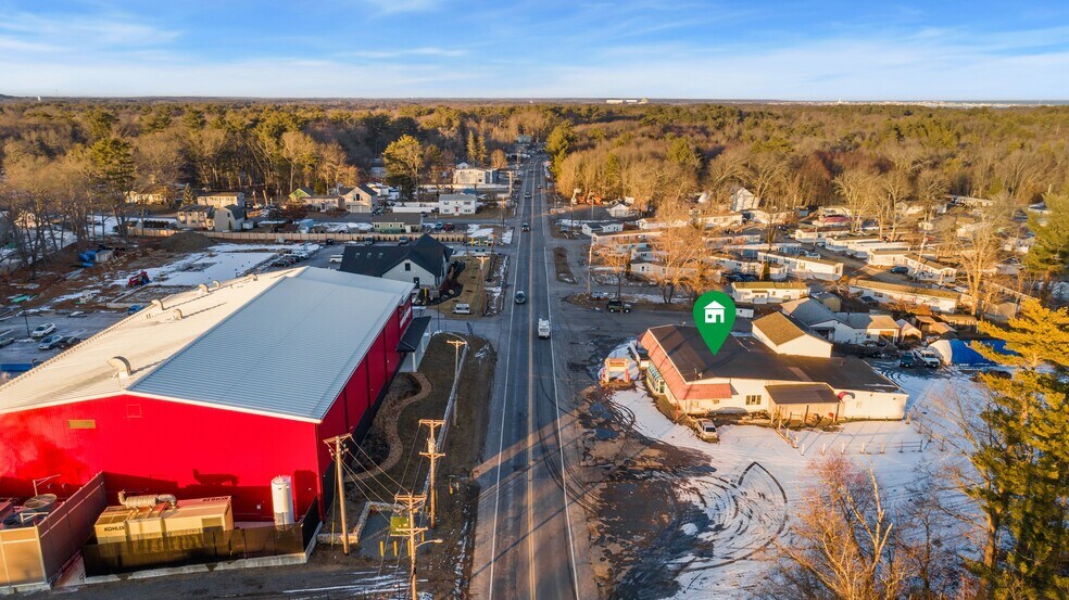 More Photos Of 188 Lafayette Rd, Salisbury Restaurant For Sale