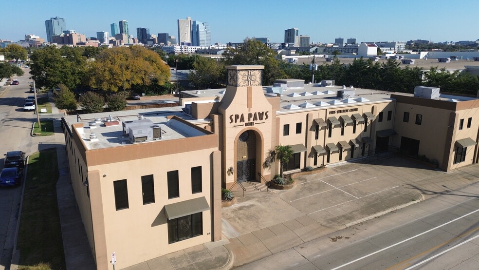 More Photos Of 251 Carroll St, Fort Worth Freestanding For Sale