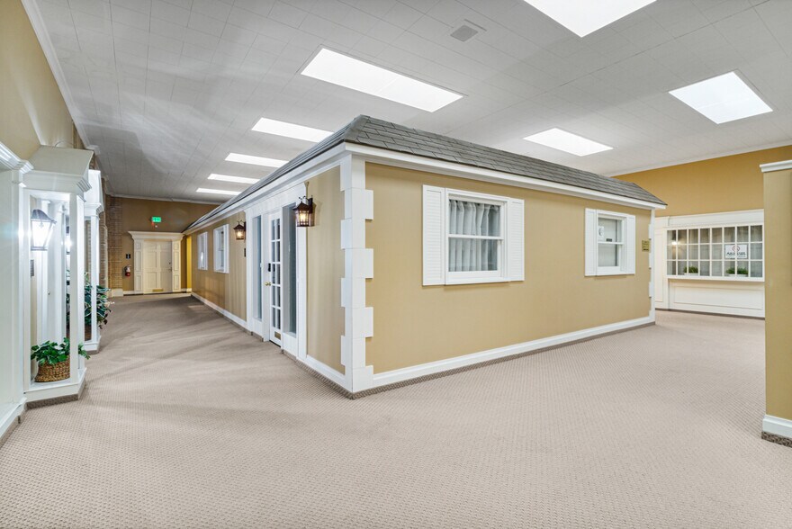 More Photos Of 1174 E Graystone Way, Salt Lake City Office For Sale