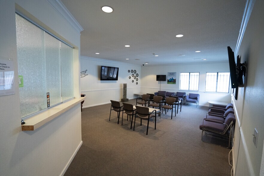 More Photos Of 2950 Stone Hogan Connector Rd SW, Atlanta Medical For Sale