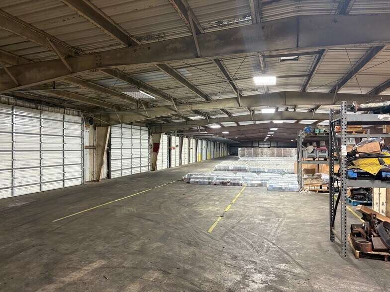 More Photos Of 2517 Nabors Rd SW, Birmingham Truck Terminal For Lease