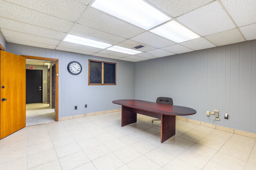 More Photos Of 2205 Clinton Dr, Galena Park Medical For Lease