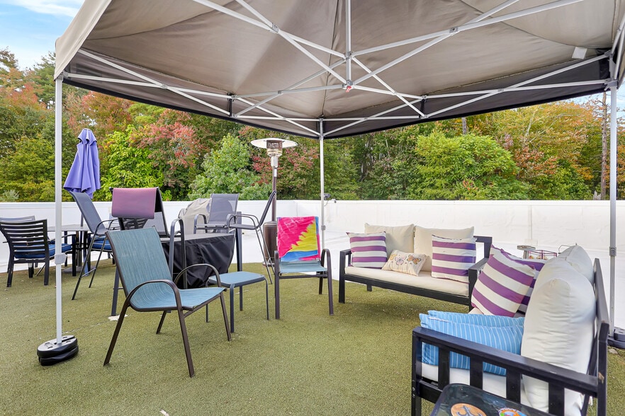 More Photos Of 1400 Broadway Rd, Dracut Flex For Sale