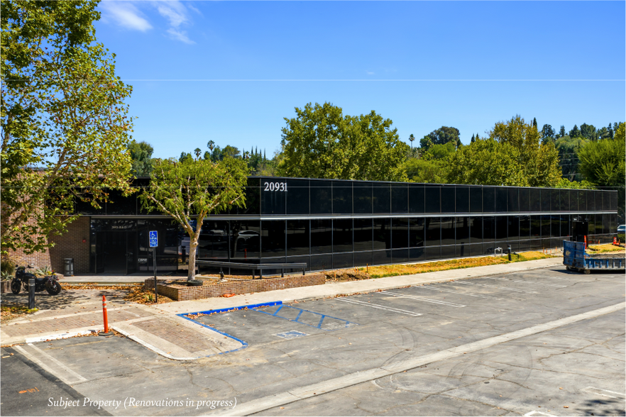 More Photos Of 20931 Burbank Blvd, Woodland Hills Office For Sale