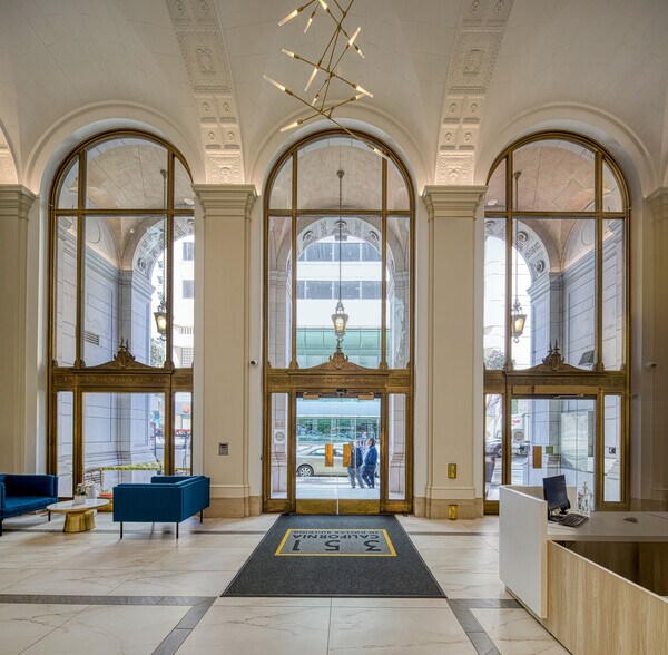 More Photos Of 351 California St, San Francisco Office For Lease