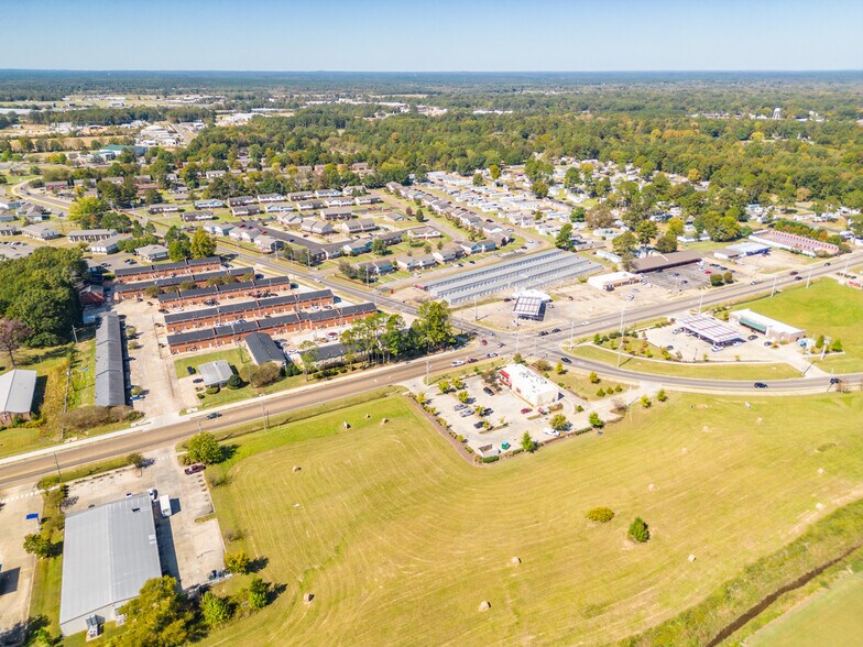 More Photos Of Louisville, Lynn Lane & Academy Rd, Starkville Land For Sale