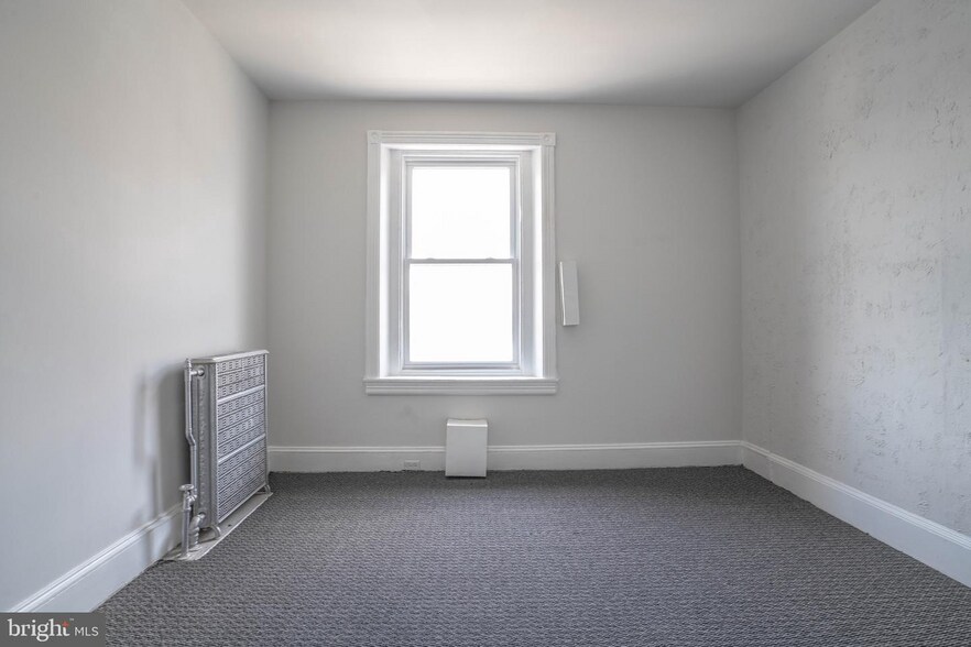 More Photos Of 2011 E Allegheny Ave, Philadelphia Apartments For Sale