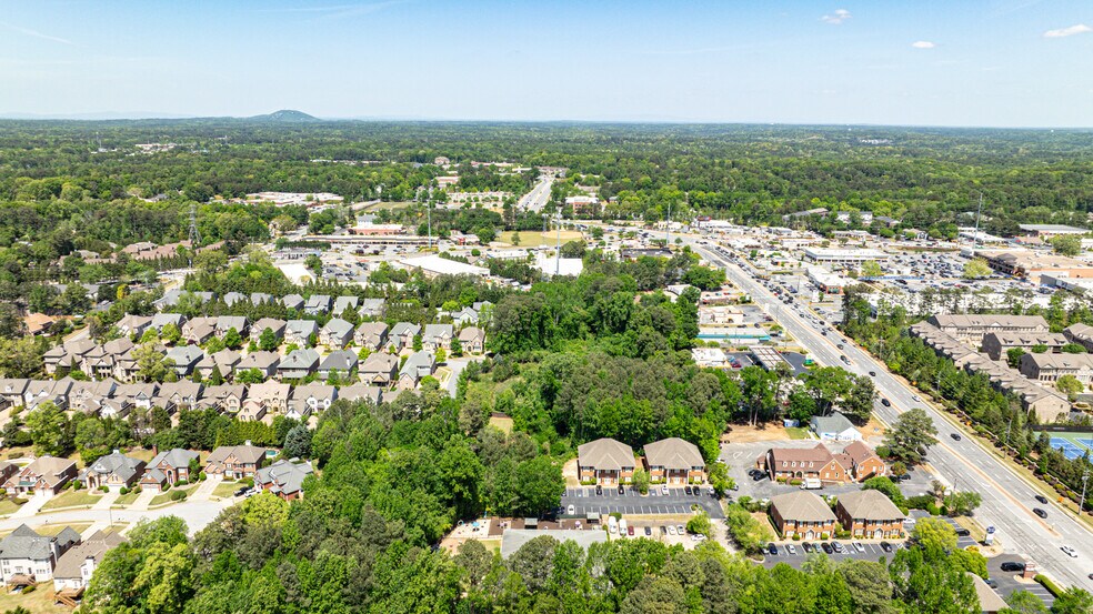 More Photos Of 501 Johnson Ferry Rd, Marietta Office For Sale