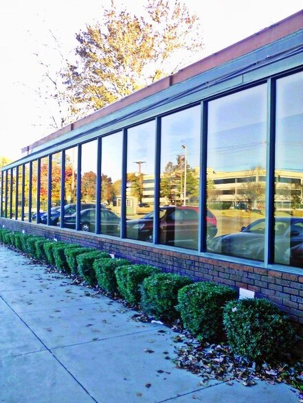 More Photos Of 1441 E Brooks Rd, Memphis Hotel For Sale