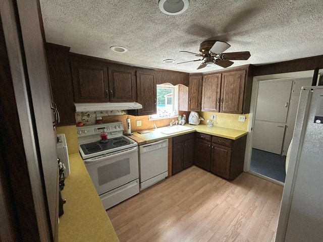 More Photos Of 256 E Main St, East Hampstead Flex For Sale