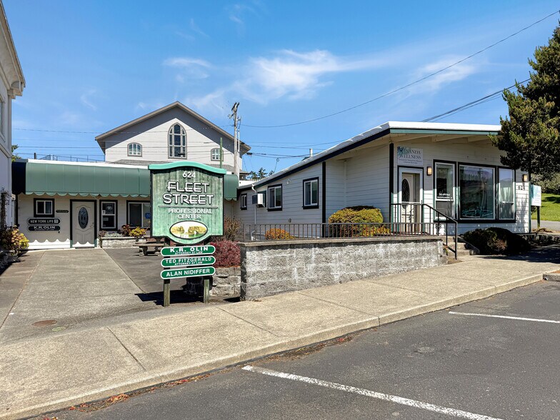 More Photos Of 624 Fleet St, Brookings Office For Sale