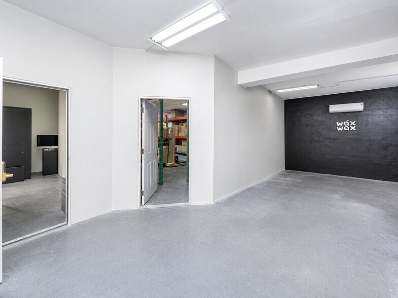 More Photos Of 7025 NW 7th Ave, Miami Research And Development For Sale