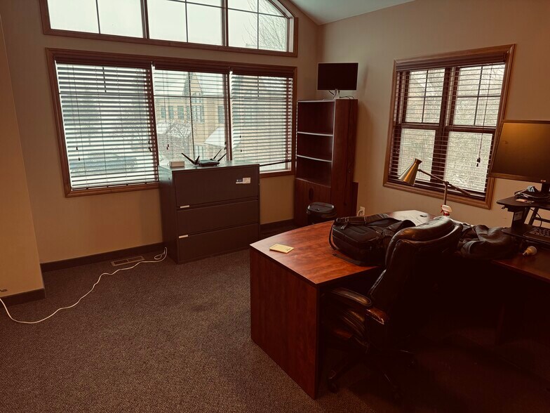More Photos Of 744 Southcross Dr W, Burnsville General Retail For Sale