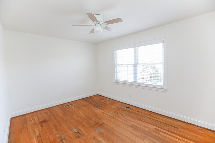 More Photos Of 831 W Ocean View Ave, Norfolk Apartments For Sale