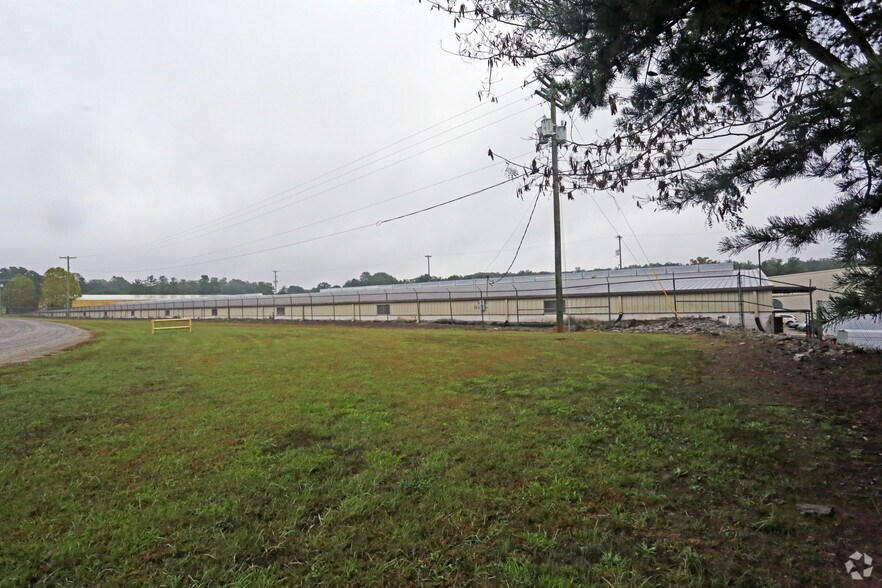 More Photos Of 1750 S Main St, Danville Warehouse For Sale