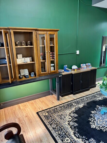 More Photos Of 1-3 E Main St, Troy Storefront Retail Office For Lease