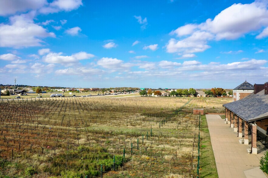 More Photos Of 2000 Champagne Blvd, Grapevine Specialty For Sale