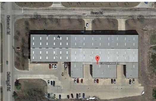 More Photos Of 230-238 Oakwood Rd, Lake Zurich Warehouse For Lease