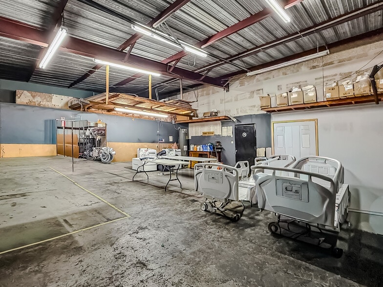 More Photos Of 3801 Saturn Rd, Corpus Christi Warehouse For Sale