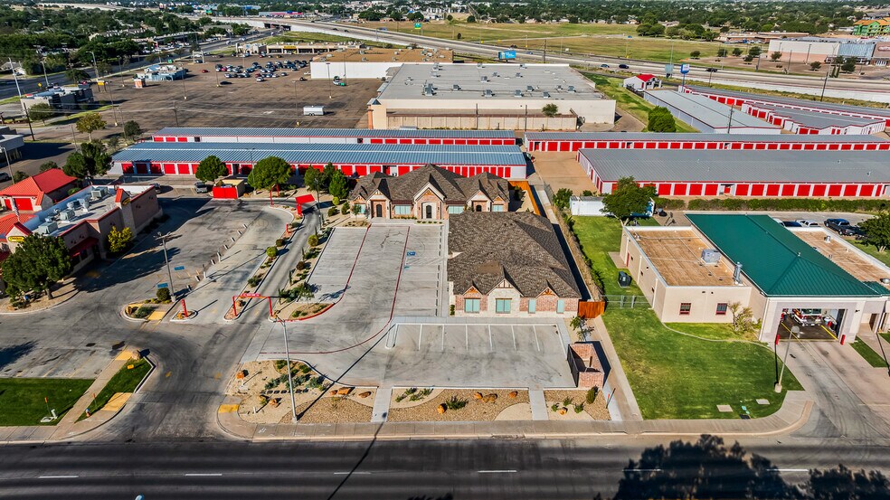 More Photos Of 206 Slide Rd, Lubbock Office For Lease