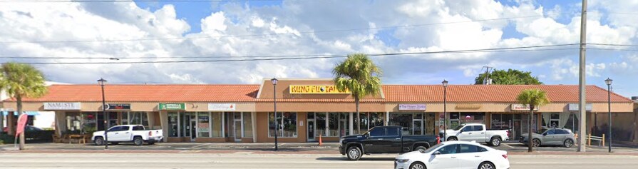 More Photos Of 12727-12749 Biscayne Blvd, North Miami Unknown For Lease