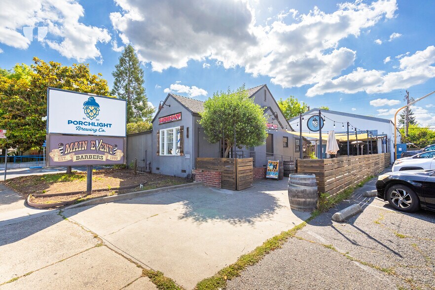Primary Photo Of 866-870 57th St, Sacramento General Retail For Sale