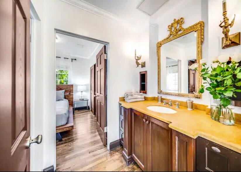 More Photos Of 1545 Meridian Ave, Miami Beach Hospitality For Lease