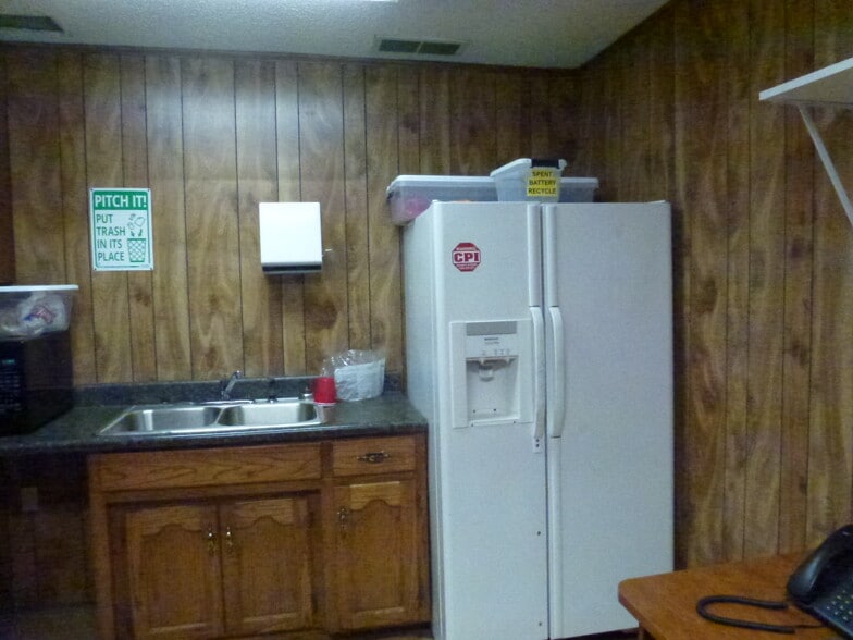 More Photos Of 120 Belcher Rd, Boiling Springs Warehouse For Lease