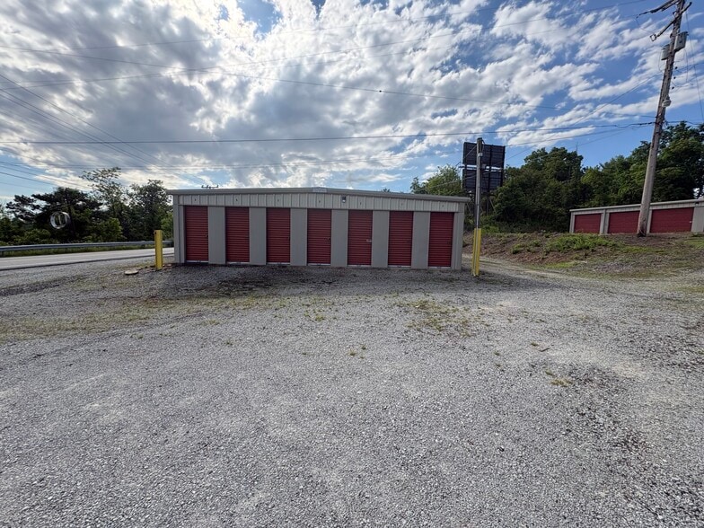 More Photos Of 58 Old Lincoln hwy, Irwin Self Storage For Sale