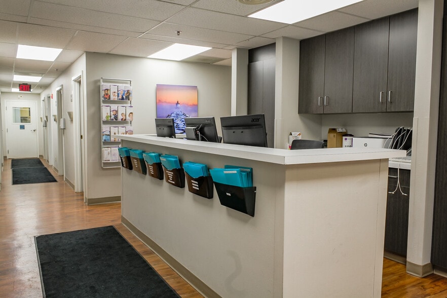 More Photos Of 244 Western Ave, South Portland Medical For Sale