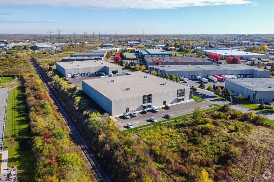 More Photos Of 899 Ages Dr, Ottawa Service For Lease