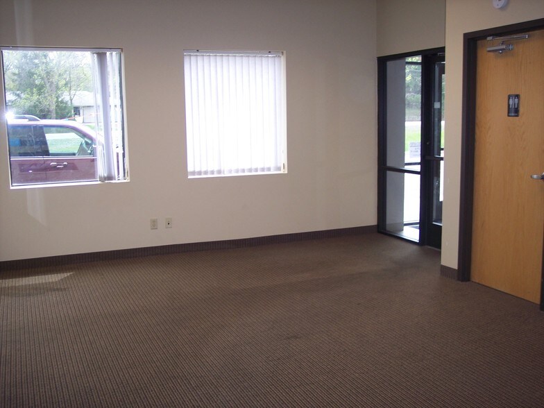 More Photos Of 13720 Lincoln St NE, Ham Lake Warehouse For Sale