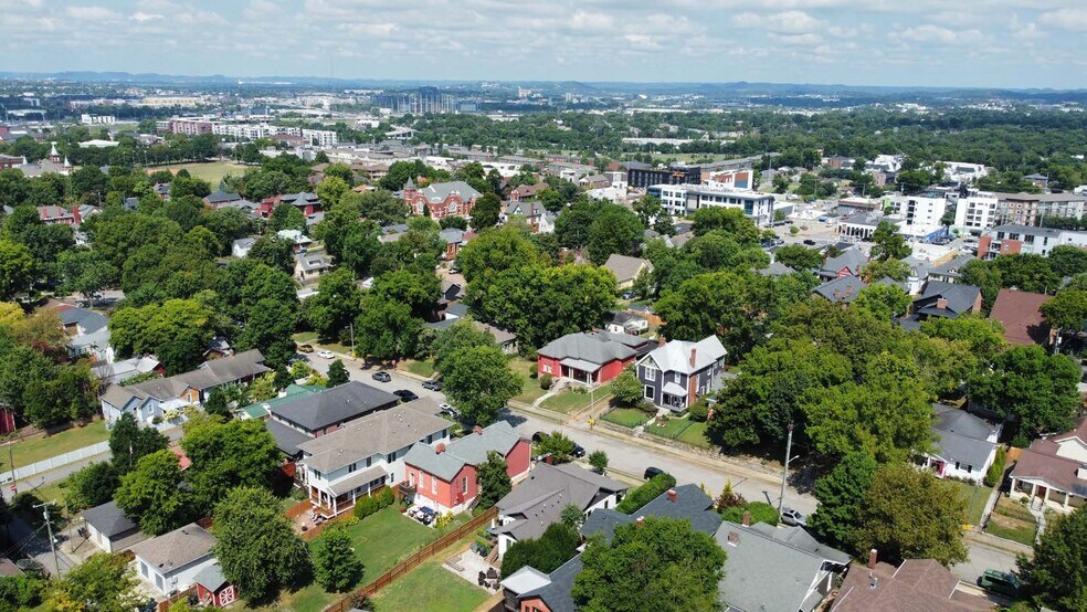 More Photos Of 919 Fatherland St, Nashville Apartments For Sale