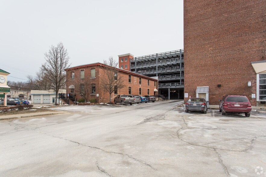 More Photos Of 10 Mill St, Maynard Office For Lease