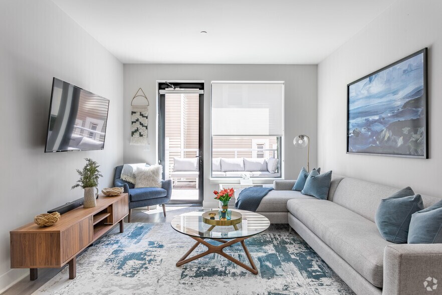 More Photos Of 20 Burling Ln, New Rochelle Apartments For Lease