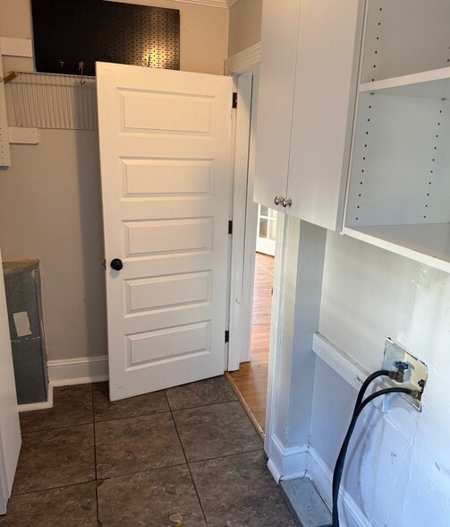 More Photos Of 202 W Chatham St, Apex Office For Sale