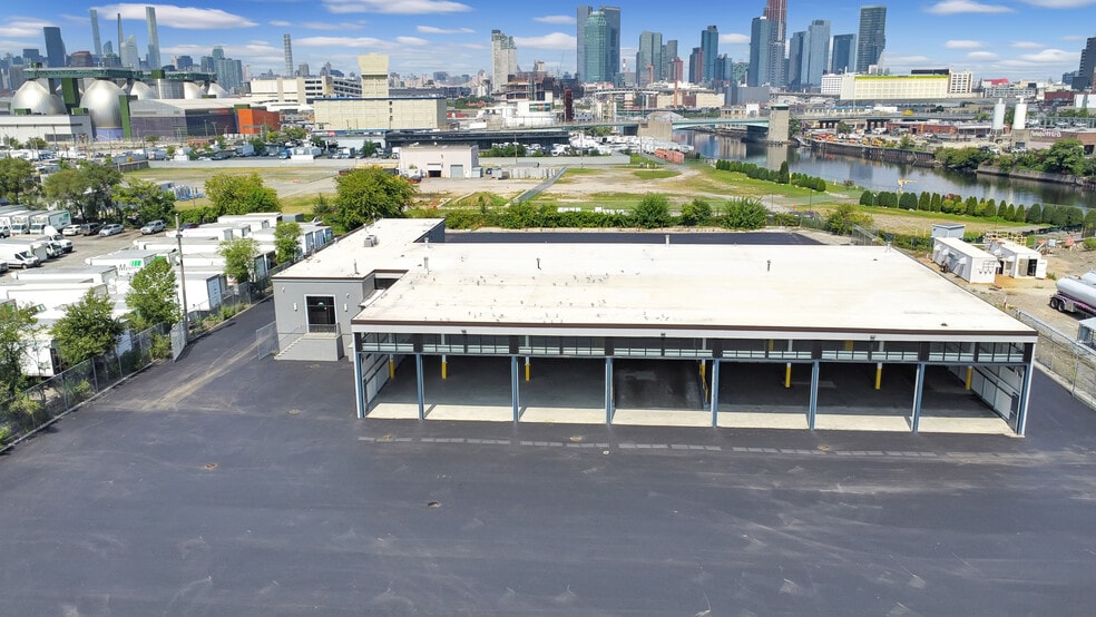 More Photos Of 360 Kingsland Ave, Brooklyn Warehouse For Lease