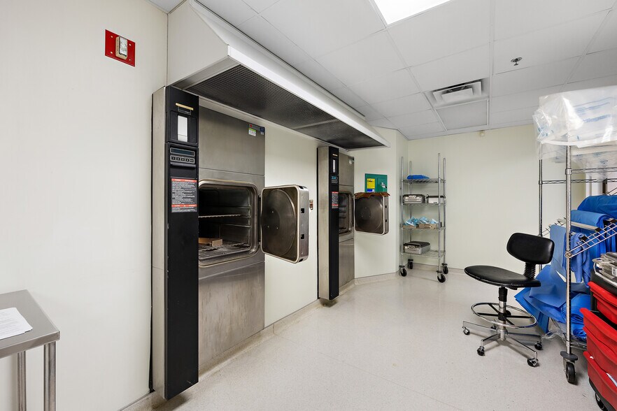 More Photos Of 3610 N University Dr, Nacogdoches Healthcare For Sale