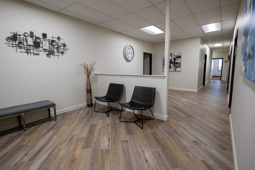 More Photos Of 6090 Surety Dr, El Paso Medical For Lease