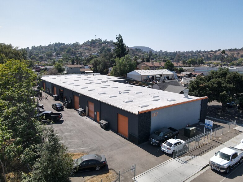 Primary Photo Of 11937 Woodside Ave, Lakeside Warehouse For Lease