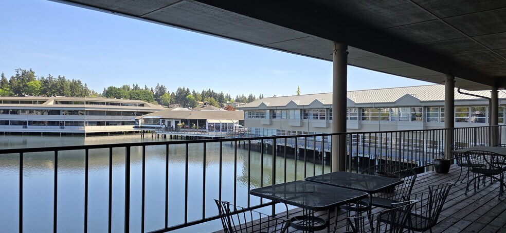 More Photos Of 9 Lake Bellevue Dr, Bellevue Office For Sale