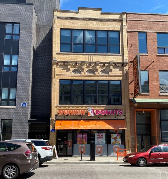 More Photos Of 1938 W North Ave, Chicago Restaurant For Lease