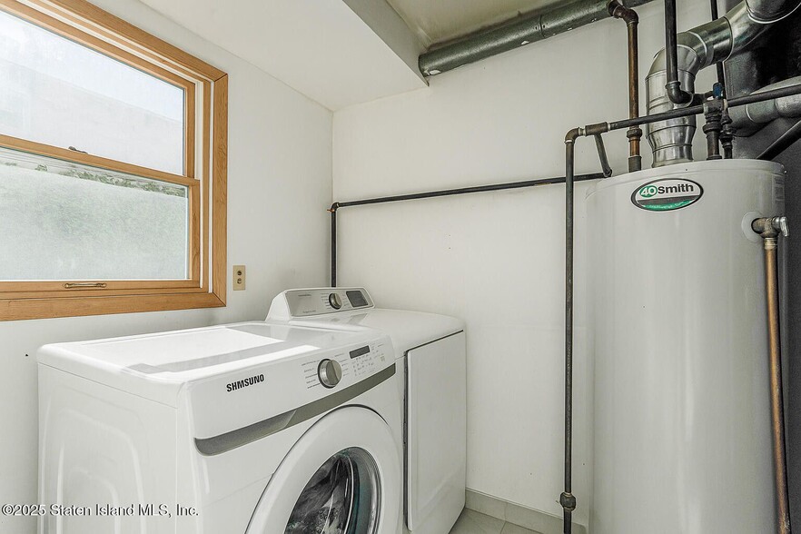 More Photos Of 54 Preston Ave, Staten Island Healthcare For Sale