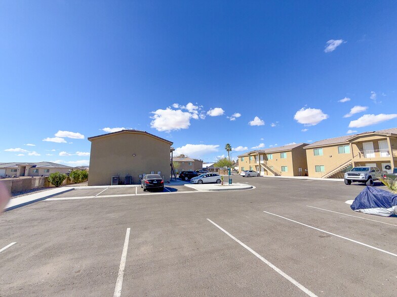 More Photos Of 100 E 1st South St, Mesquite Apartments For Sale