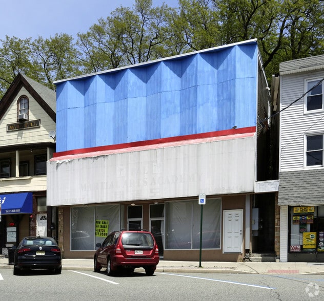 More Photos Of 154 Main St, Butler Storefront Retail Residential For Sale