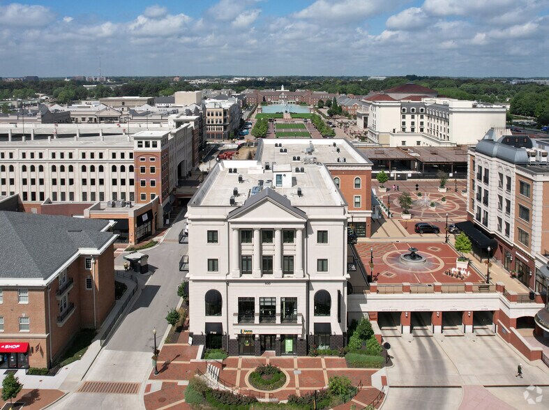 More Photos Of 800 S Rangeline Rd, Carmel Office For Lease