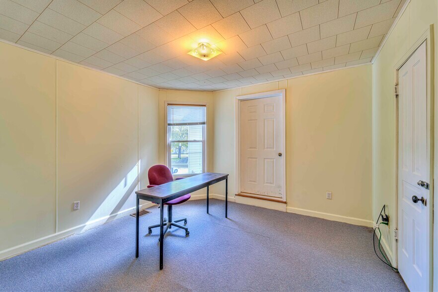 More Photos Of 604 Greenwood Pl, Jackson Office For Lease