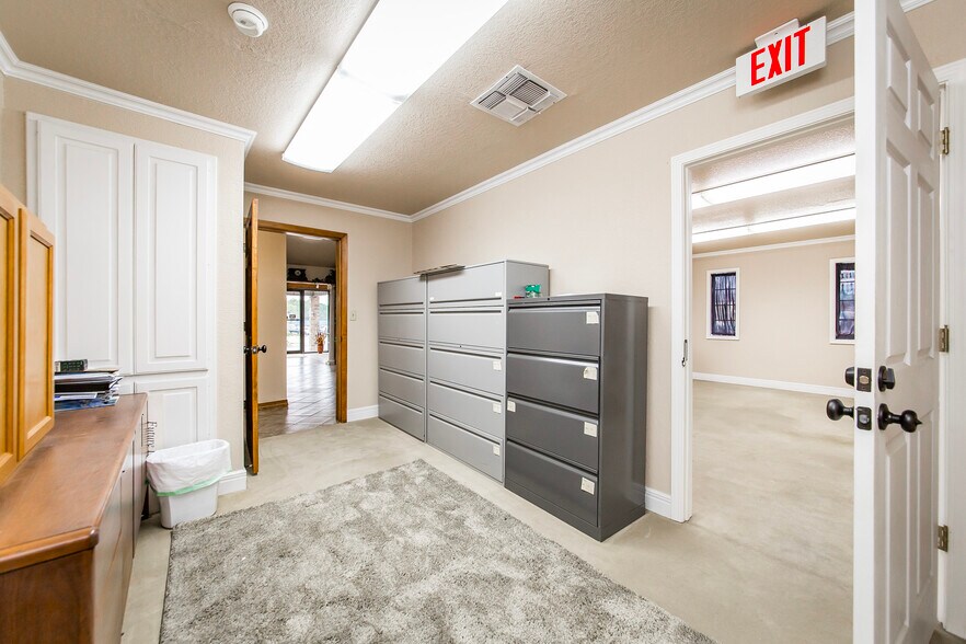More Photos Of 2911 Pine St, Arkadelphia Medical For Sale