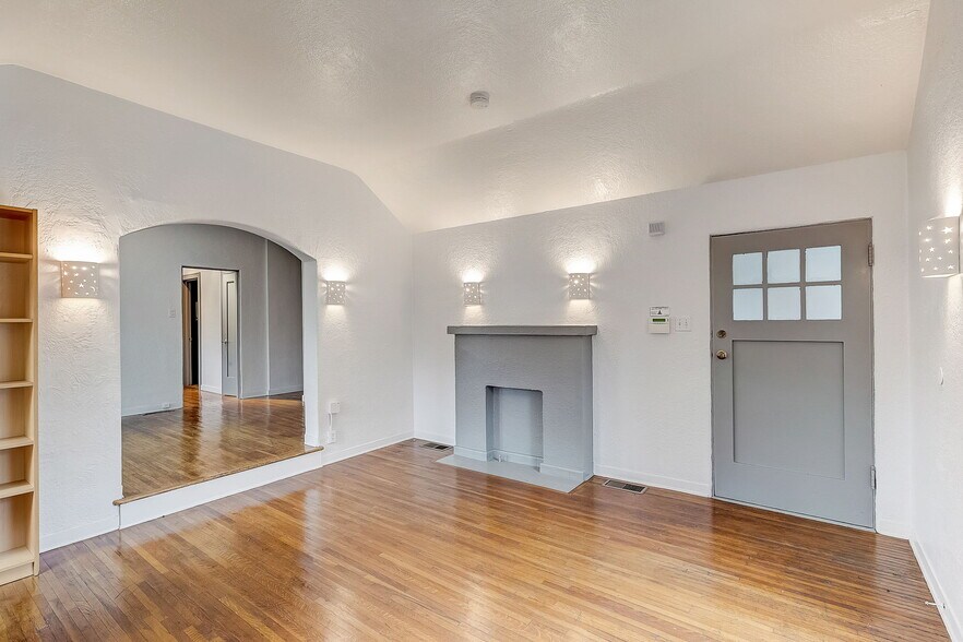 More Photos Of 201 N Occidental Blvd, Los Angeles Movie Radio TVStudio For Sale